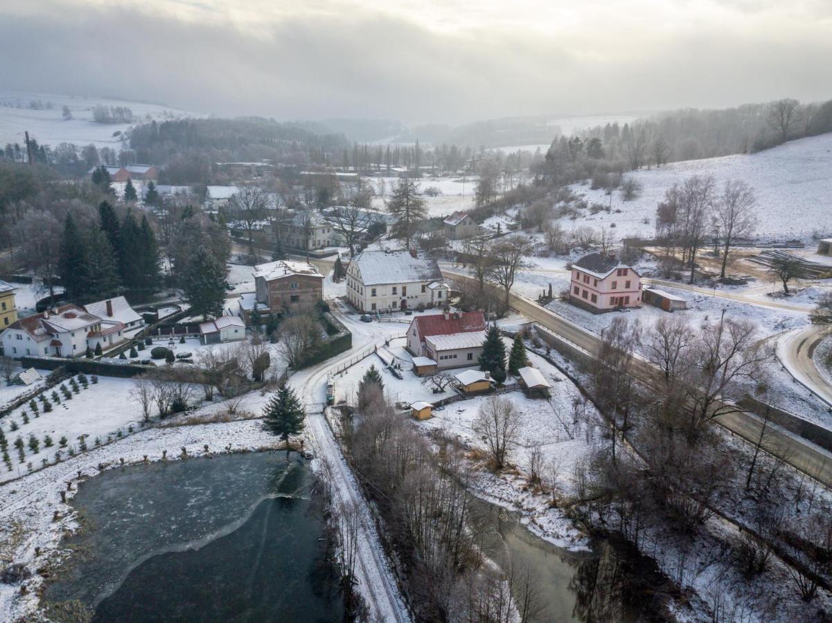 Apartment Ve Mlyne Teplice nad Metují Kültér fotó