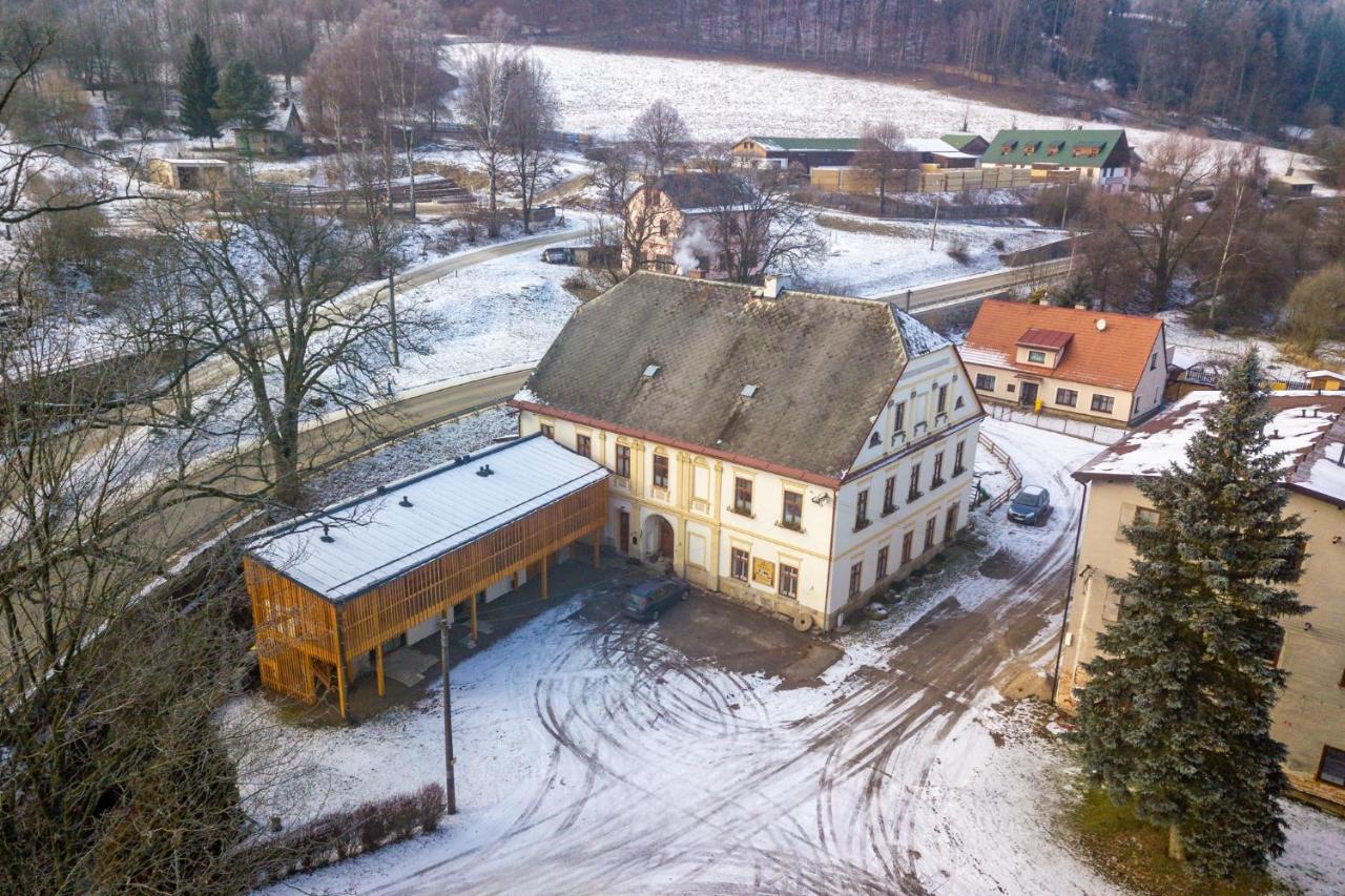 Apartment Ve Mlyne Teplice nad Metují Kültér fotó