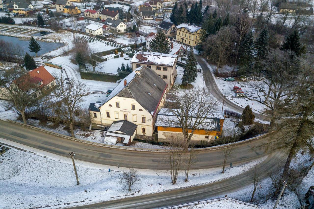 Apartment Ve Mlyne Teplice nad Metují Kültér fotó